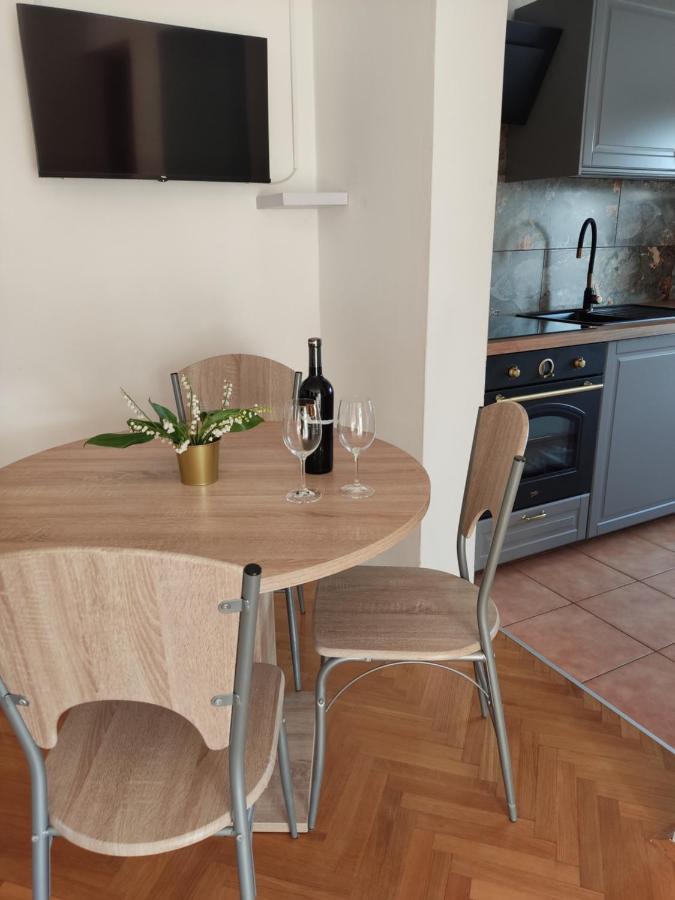 Apartman Car Vir Buitenkant foto